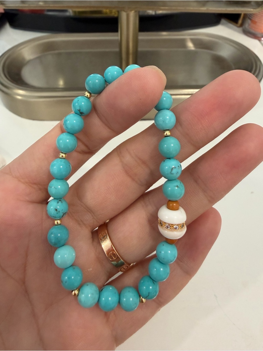 Turquoise Bead Stretch Bracelet with White Accent Bead